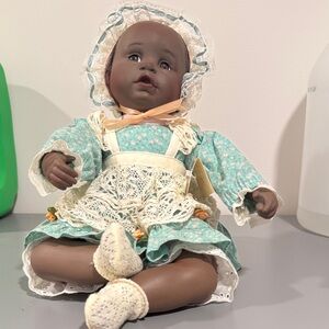 Vintage “Danielle” Yolanda Picture Perfect Babies Collection